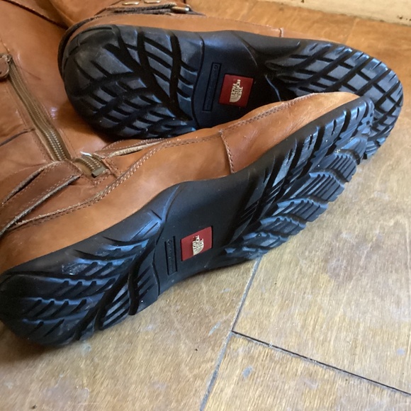 NORTH FACE leather boots size 8.5 - Picture 6 of 6